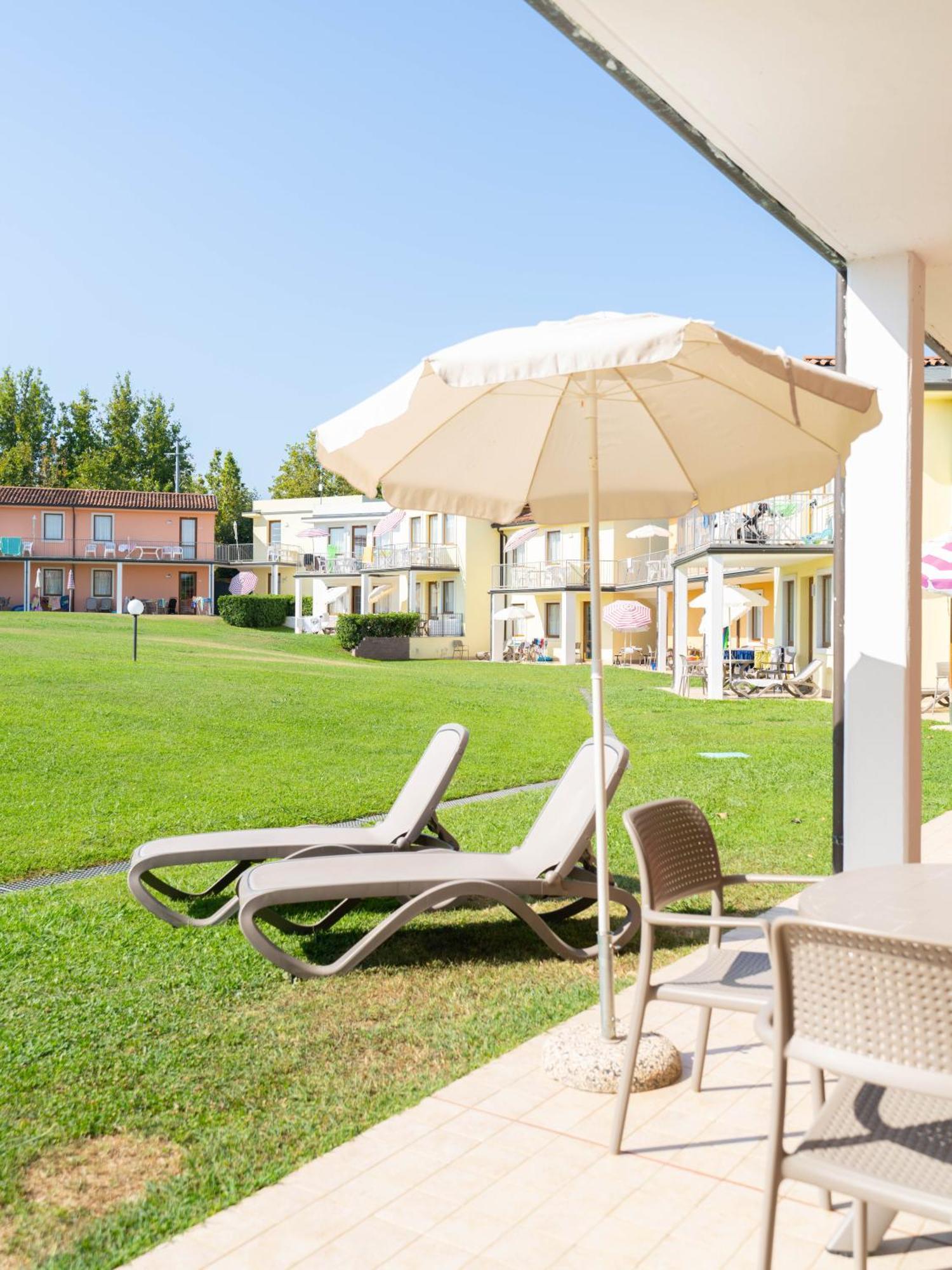 Gasparina Village Castelnuovo del Garda Exteriör bild